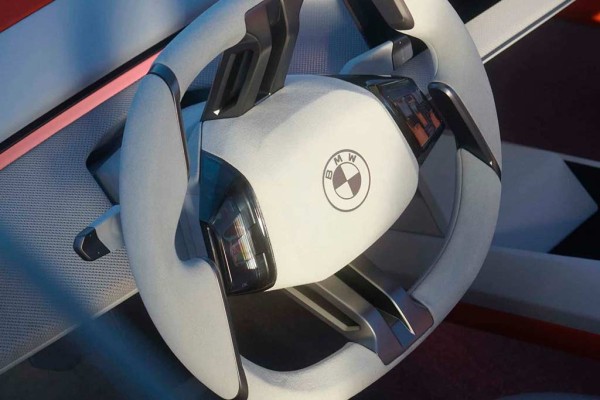Баварцы представили электрический кроссовер BMW Vision Neue Klasse X Concept
