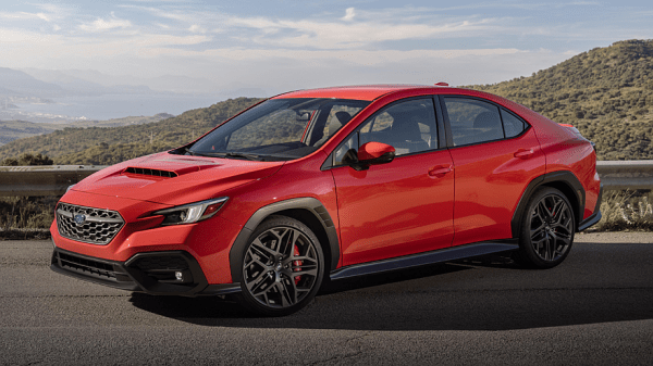 Subaru подготовила спорт-седан WRX tS: декор, виртуальная приборка, но стандартная техника